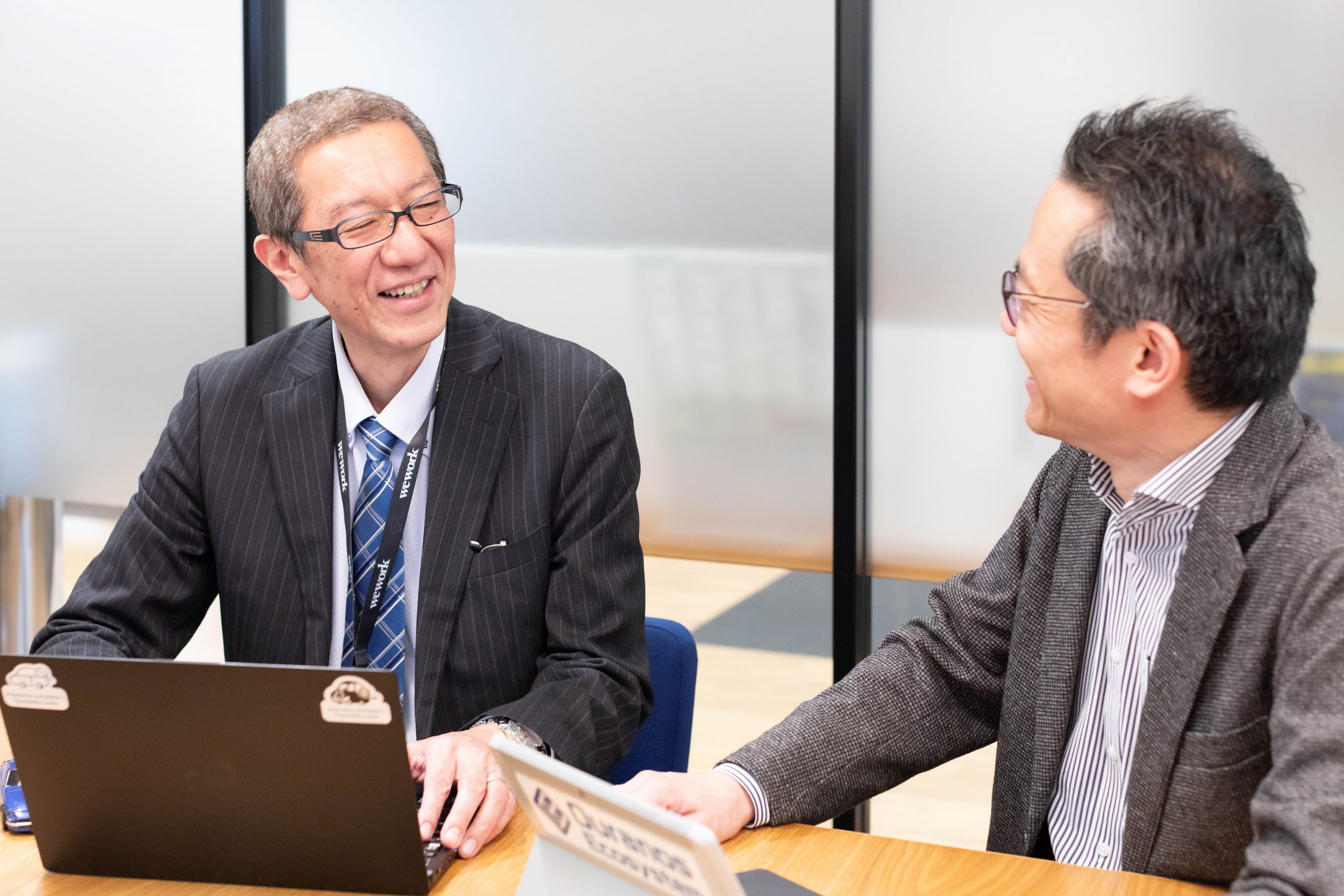 藤原氏三橋氏のインタビュー画像